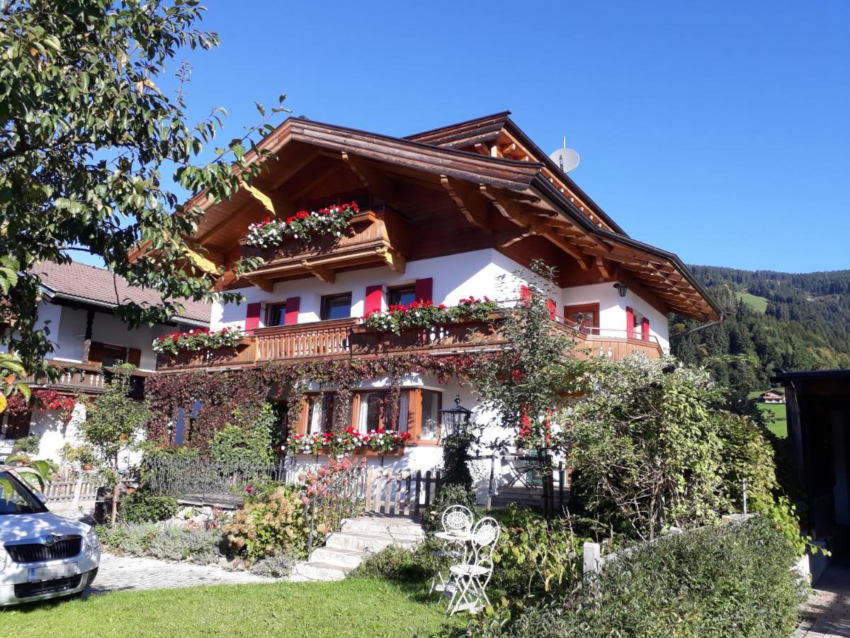 Haus Erika Apartman Brixen im Thale Kültér fotó